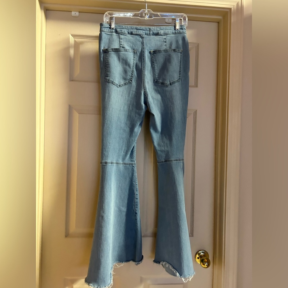 Free People 28/29 Wide Flare Stretch Jeans Flat Front Bell Bottom High Rise Raw